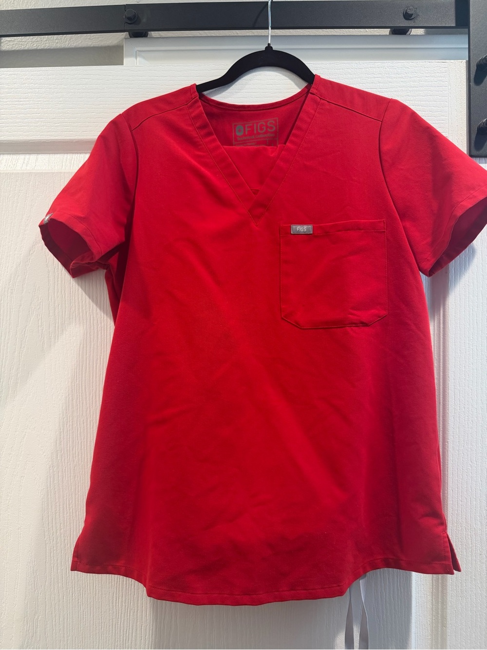 Figs Women Red V-Neck Scrub Top